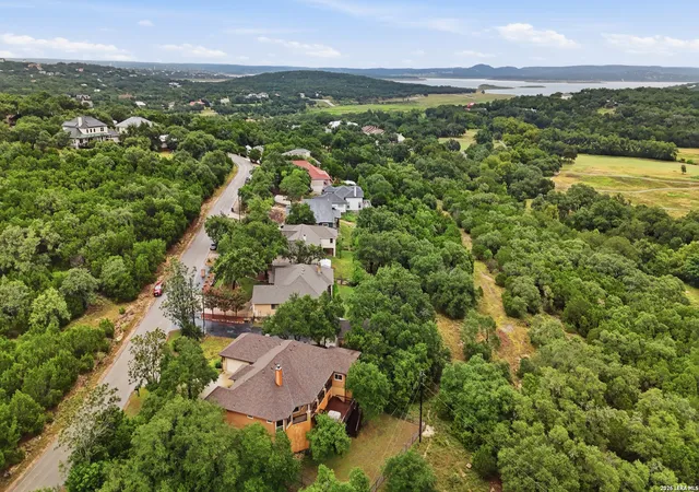 Photo 2 of Single family home for sale at 401 Lorne Rd, Canyon Lake, TX 78133 | MLS# 2000877 | Listing updated on 2026-09-14