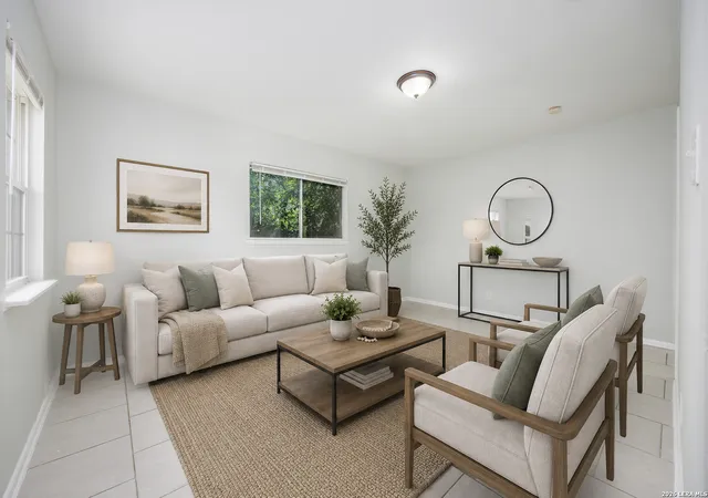 Photo 4 of Single family home for sale at 4442 Summer Sun Ln, San Antonio, TX 78217 | MLS# 2000889 | Listing updated on 2026-09-16