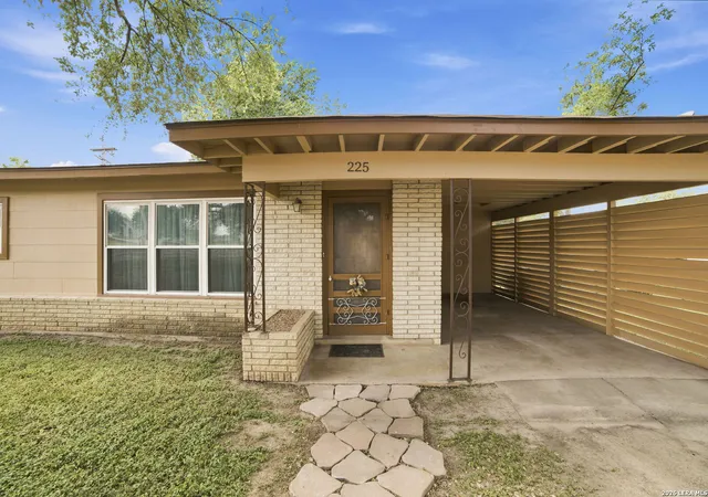 1st image of 225 Lower Lacoste Rd, Castroville, TX 78009 | MLS# 2000892