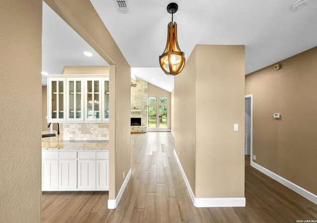 Photo 4 of Single family home for sale at 147 Rambling Trl, La Vernia, TX 78121 | MLS# 2000903 | Listing updated on 2026-09-08