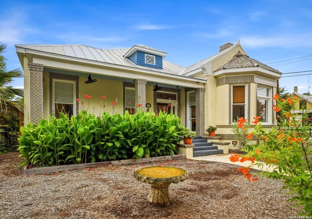 Photo 2 of Sale Pending at 302 Lavaca Street, San Antonio, TX 78210 | MLS# 2000937 | Listing updated on 2026-09-25