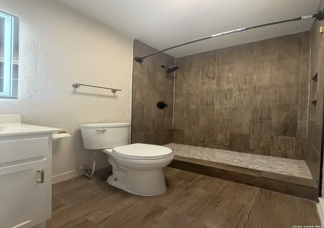 Photo 4 of Single family home for sale at 1303 Klondike St, San Antonio, TX 78245 | MLS# 2000947 | Listing updated on 2026-10-07