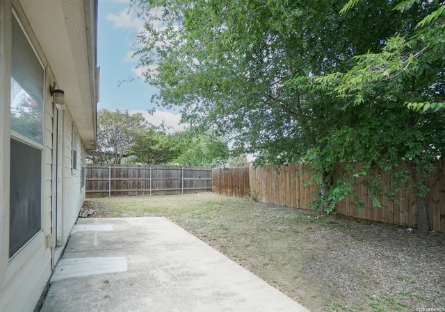 26th image of 9045 Clearwood Path, Universal City, TX 78148 | MLS# 2000972