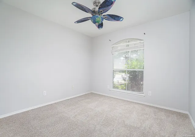 4th image of 9045 Clearwood Path, Universal City, TX 78148 | MLS# 2000972