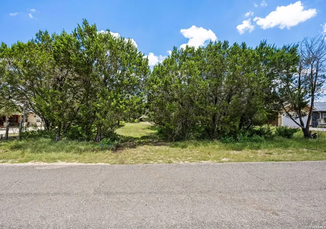 Photo 1 of Sale Pending at 0000 Lakeview Dr, Canyon Lake, TX 78133 | MLS# 2000976 | Listing updated on 2026-08-26