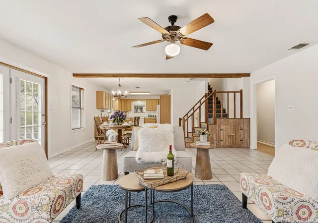 Photo 4 of House for sale at 211 Krebs, Canyon Lake, TX 78133 | MLS# 2001001 | Listing updated on 2026-09-13