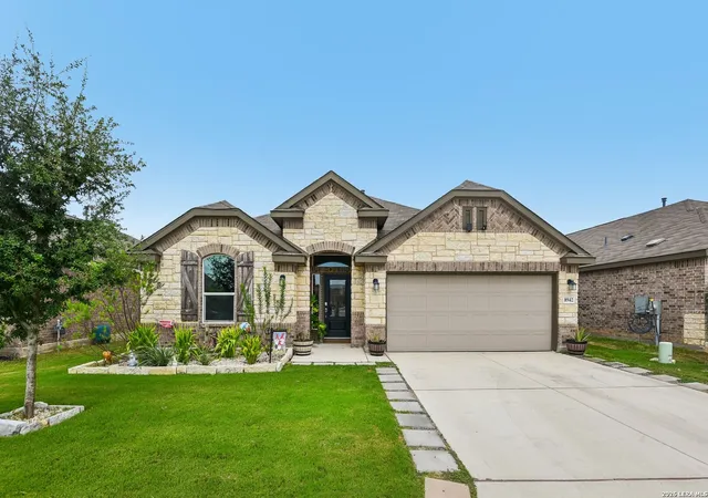 Photo 1 of Single family home for sale at 8942 Rancher Pl, Seguin, TX 78155 | MLS# 2001002 | Listing updated on 2026-09-27
