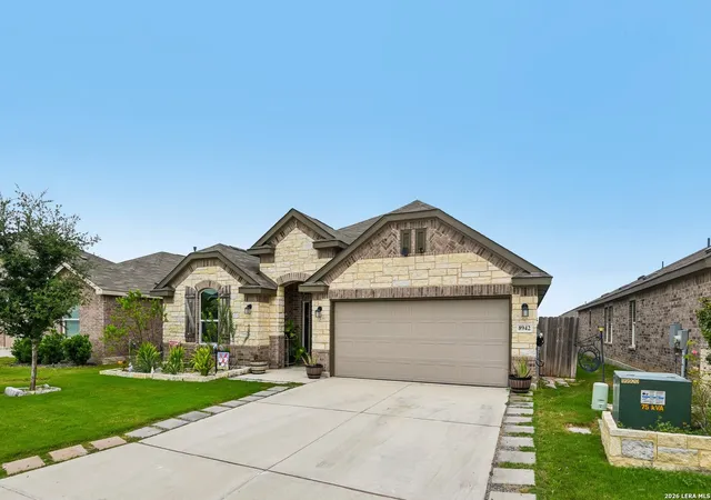 Photo 3 of Single family home for sale at 8942 Rancher Pl, Seguin, TX 78155 | MLS# 2001002 | Listing updated on 2026-09-27