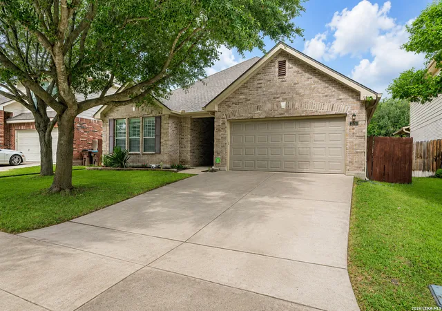 Photo 2 of Sale Pending at 24723 Wine Rose Path, San Antonio, TX 78255 | MLS# 2001064 | Listing updated on 2026-08-21