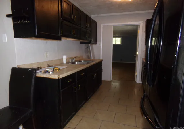 Photo 3 of Single family home for sale at 118 Ebbtide Dr, San Antonio, TX 78227 | MLS# 2001068 | Listing updated on 2026-08-16