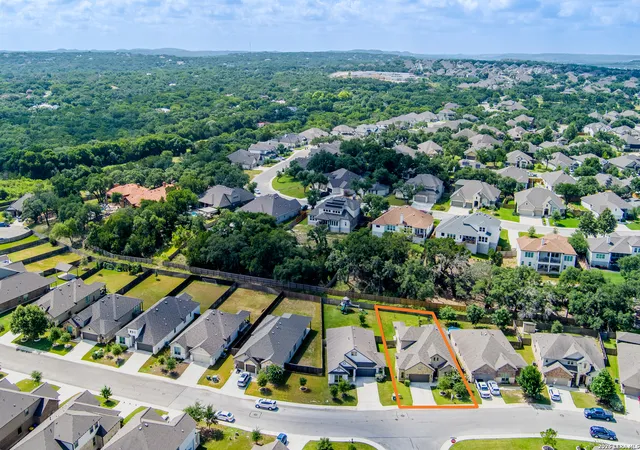 Photo 2 of Single family home for sale at 8946 Whimsey Rdg, Fair Oaks Ranch, TX 78015 | MLS# 2001071 | Listing updated on 2026-09-07
