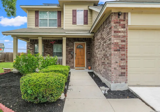Photo 3 of Sale Pending at 1319 Jordan Xing, San Antonio, TX 78221 | MLS# 2001098 | Listing updated on 2026-07-29