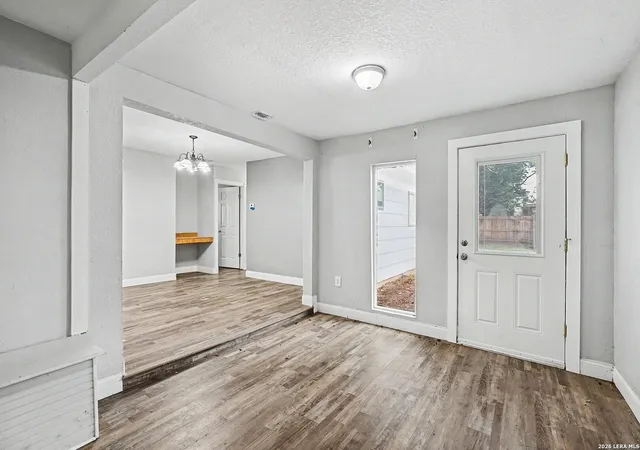 Photo 3 of Single family home for sale at 3606 Versailles Dr, San Antonio, TX 78219 | MLS# 2001101 | Listing updated on 2026-08-16