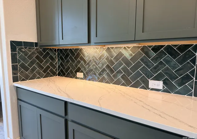 Photo 4 of Sale Pending at 422 Glenwood Ranch, Cibolo, TX 78108 | MLS# 2001154 | Listing updated on 2026-09-14