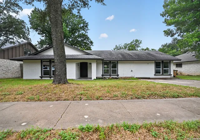 1st image of 1017 Cripple Creek Dr, Austin, TX 78758 | MLS# 2001160