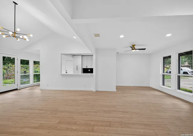 5th image of 1017 Cripple Creek Dr, Austin, TX 78758 | MLS# 2001160