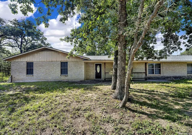 1st image of 2043 Bentwood, Floresville, TX 78114 | MLS# 2001165