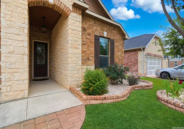 Photo 3 of Single family home for sale at 7914 Emmeline Dr, Boerne, TX 78015 | MLS# 2001168 | Listing updated on 2026-09-10