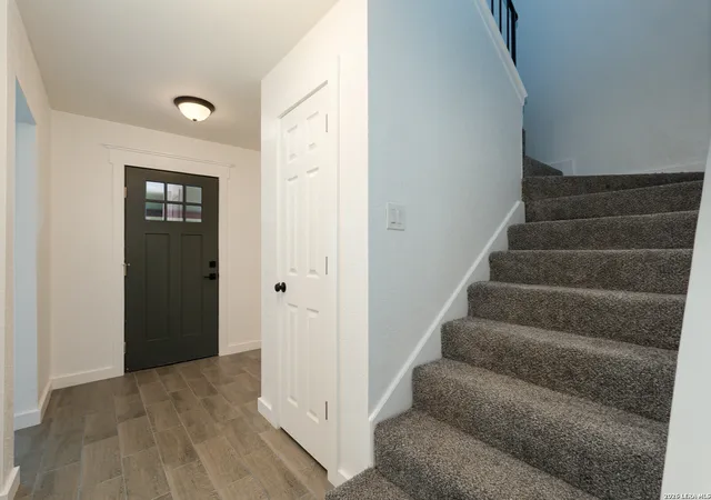 Photo 3 of Single family home for sale at 12027 Ashrock Ct, San Antonio, TX 78230 | MLS# 2001187 | Listing updated on 2026-09-15