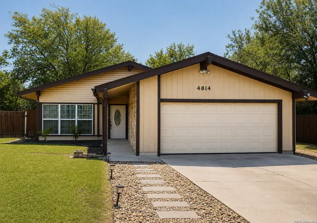 Photo 1 of Single family home for sale at 4814 Castle Cross, San Antonio, TX 78218 | MLS# 2001200 | Listing updated on 2026-09-17