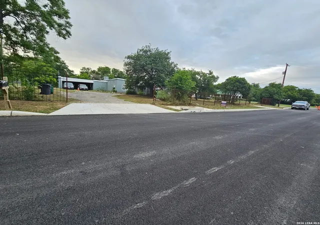 Photo 1 of Single family home for sale at 167 Jo Marie St, San Antonio, TX 78222 | MLS# 2001203 | Listing updated on 2026-09-08