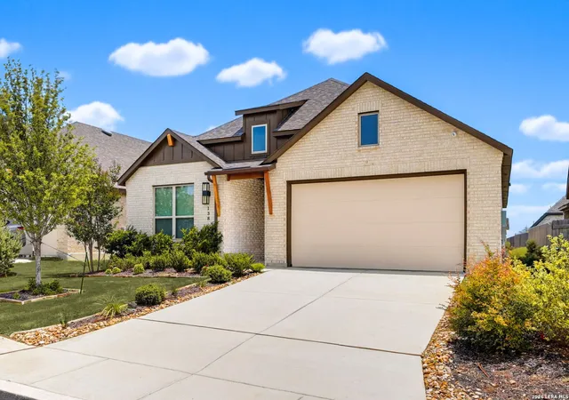 2nd image of 138 Red Oak, Castroville, TX 78009 | MLS# 2001216