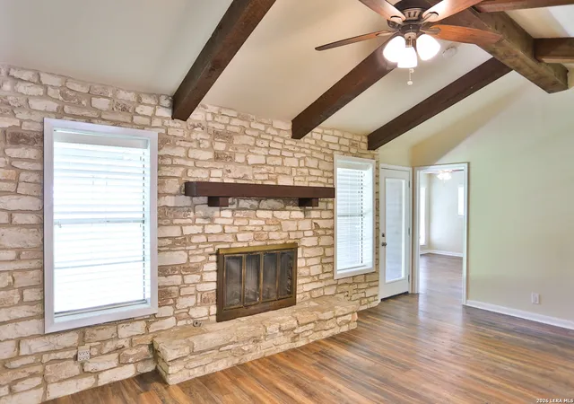 5th image of 131 Creekside Dr, Boerne, TX 78006 | MLS# 2001252
