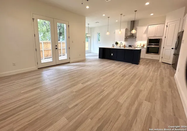 5th image of 1310 S Mesquite St, San Antonio, TX 78210 | MLS# 2001277