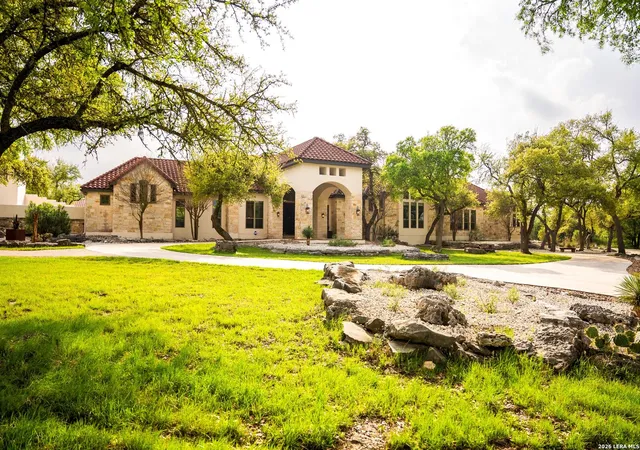 Photo 3 of Single family home for sale at 376 San Marcos, New Braunfels, TX 78132 | MLS# 2001279 | Listing updated on 2026-08-29