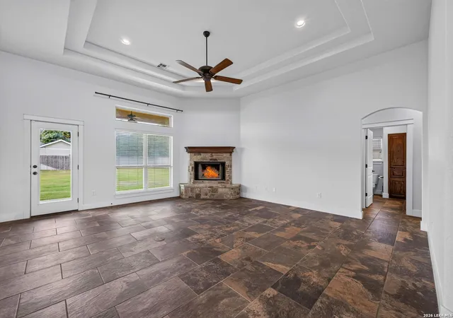 Photo 3 of Sale Pending at 1633 Camden Ln, Pleasanton, TX 78064 | MLS# 2001302 | Listing updated on 2026-07-30