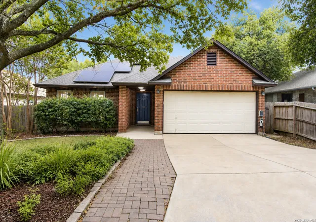 Photo 2 of Sale Pending at 16172 Walnut Creek Dr, San Antonio, TX 78247 | MLS# 2001318 | Listing updated on 2026-09-12
