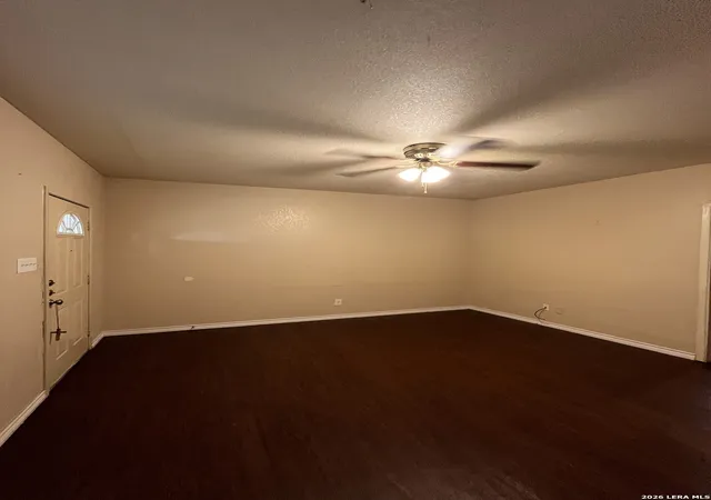 Photo 4 of Multi family home for sale at 6911 N Us Hwy 281, Pleasanton, TX 78064 | MLS# 2001324 | Listing updated on 2026-08-21