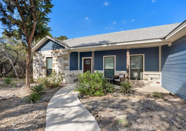 Photo 2 of Single family home for sale at 2298 Fuller Dr, Canyon Lake, TX 78133 | MLS# 2001360 | Listing updated on 2026-09-14