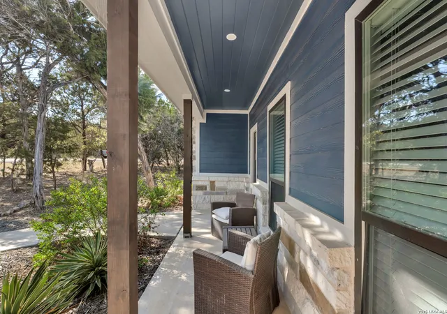 Photo 2 of Single family home for sale at 2298 Fuller Dr, Canyon Lake, TX 78133 | MLS# 2001360 | Listing updated on 2026-09-28