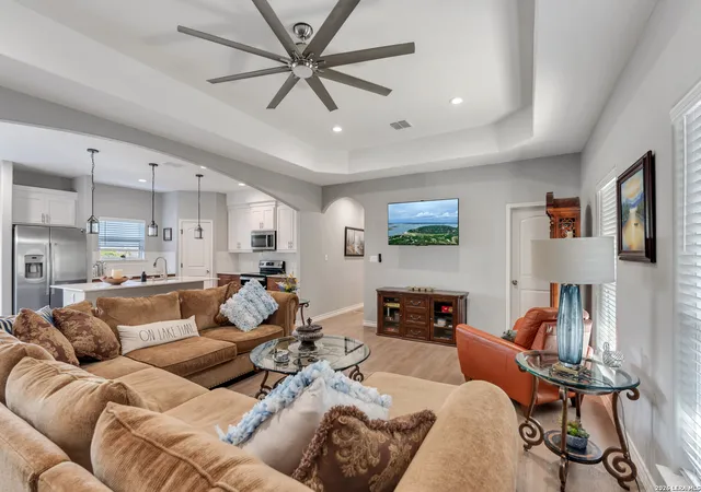 Photo 3 of Single family home for sale at 2298 Fuller Dr, Canyon Lake, TX 78133 | MLS# 2001360 | Listing updated on 2026-09-14