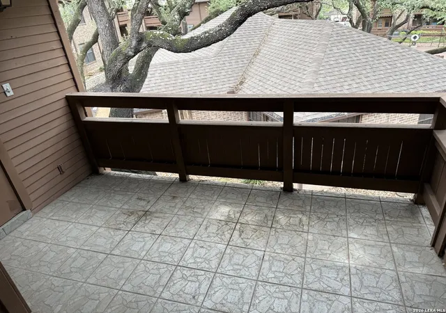 2nd image of 10955 Wurzbach Rd, San Antonio, TX 78230