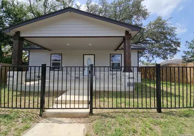 1st image of 325 Ave B, Poteet, TX 78065 | MLS# 2001378