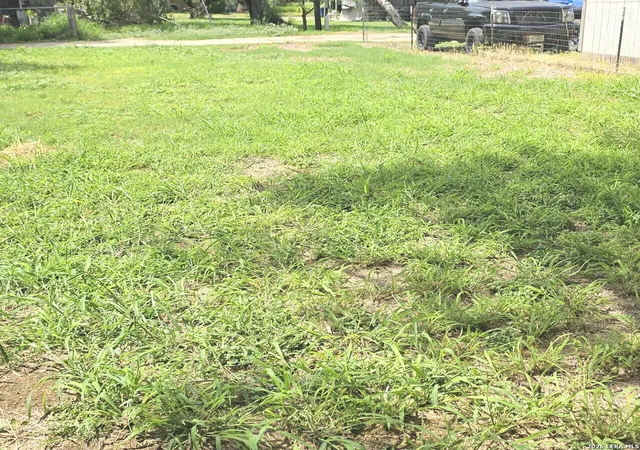 26th image of 325 Ave B, Poteet, TX 78065 | MLS# 2001378