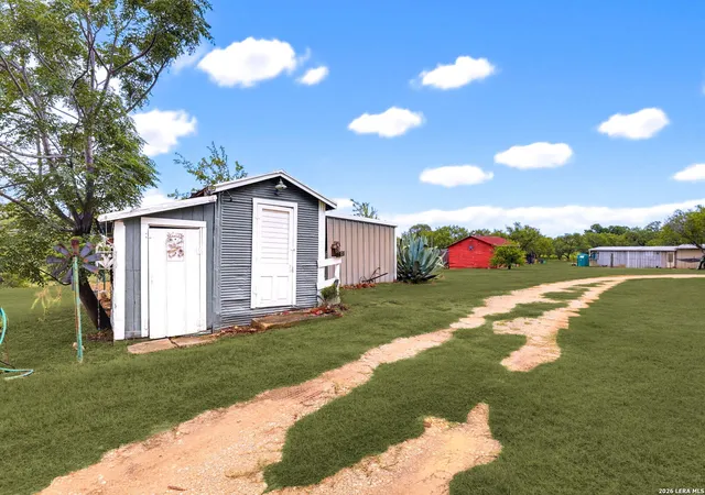 40th image of 12591 Lavernia Rd, St. Hedwig, TX 78152 | MLS# 2001379