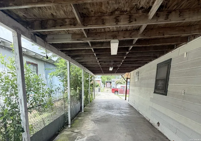 8th image of 1210 W Gerald Ave, San Antonio, TX 78211 | MLS# 2001394