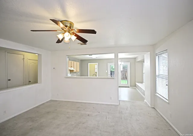 5th image of 357 Scenic Mdw, New Braunfels, TX 78130 | MLS# 2001417