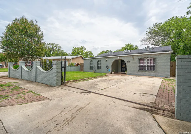 Photo 2 of Single family home for sale at 2202 Lake Louise Dr, San Antonio, TX 78228 | MLS# 2001423 | Listing updated on 2026-07-29