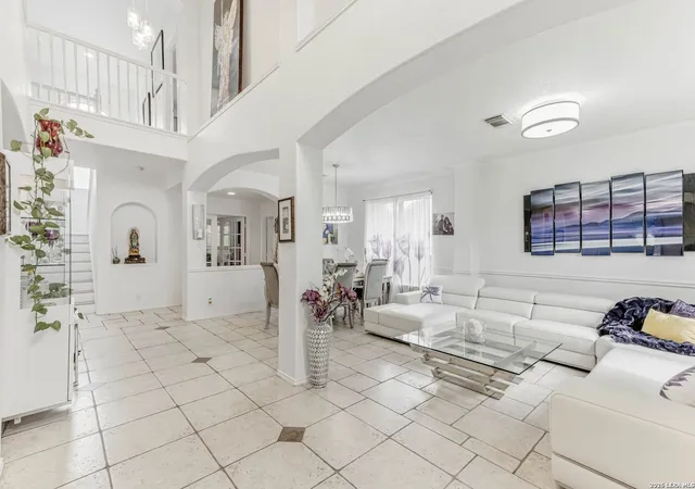 2nd image of 418 Mesa Hl, San Antonio, TX 78258 | MLS# 2001436