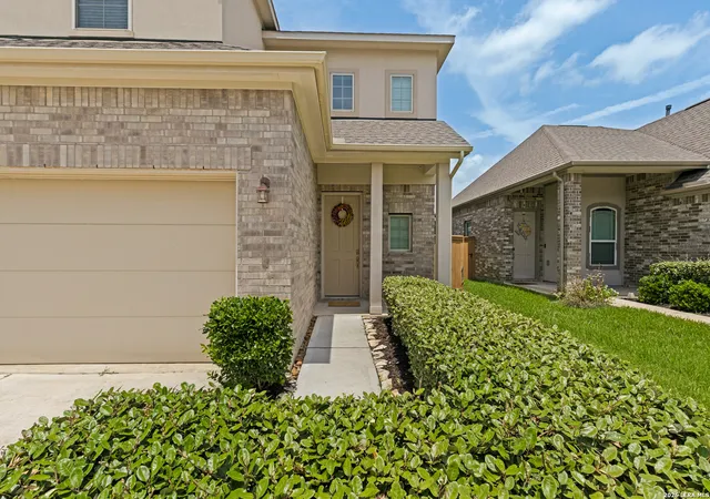 Photo 3 of Sale Pending at 15419 Formaston Dr, Humble, TX 77346 | MLS# 2001441 | Listing updated on 2026-09-15