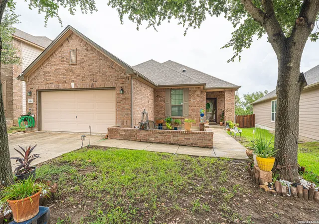 3rd image of 10904 Denae Dr, Live Oak, TX 78233 | MLS# 2001442