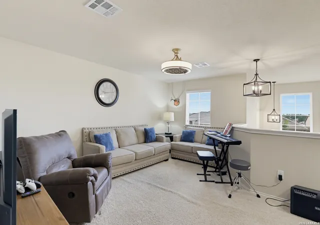 Photo 4 of Sale Pending at 1524 Birmingham Dr, Seguin, TX 78155 | MLS# 2001448 | Listing updated on 2026-09-30