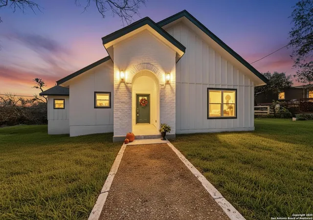 1st image of 514 Contour, Spring Branch, TX 78070 | MLS# 2001450
