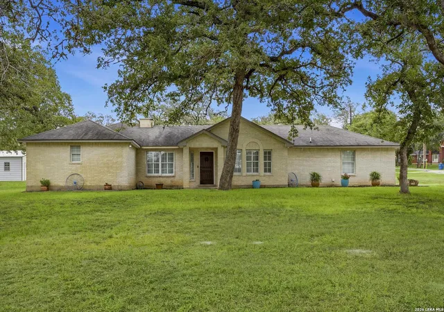 2nd image of 400 Quail Rdg, La Vernia, TX 78121 | MLS# 2001470