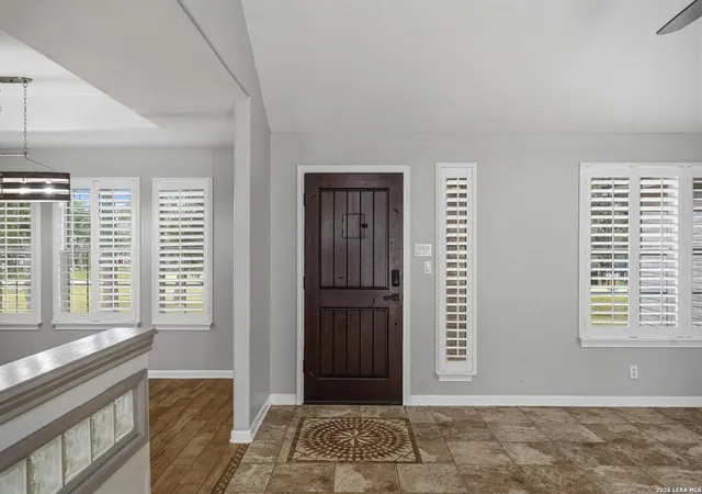 4th image of 400 Quail Rdg, La Vernia, TX 78121 | MLS# 2001470