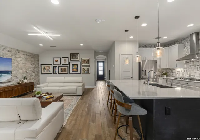 Photo 4 of Sale Pending at 27521 Sonora Vw, Boerne, TX 78015 | MLS# 2001482 | Listing updated on 2026-08-26